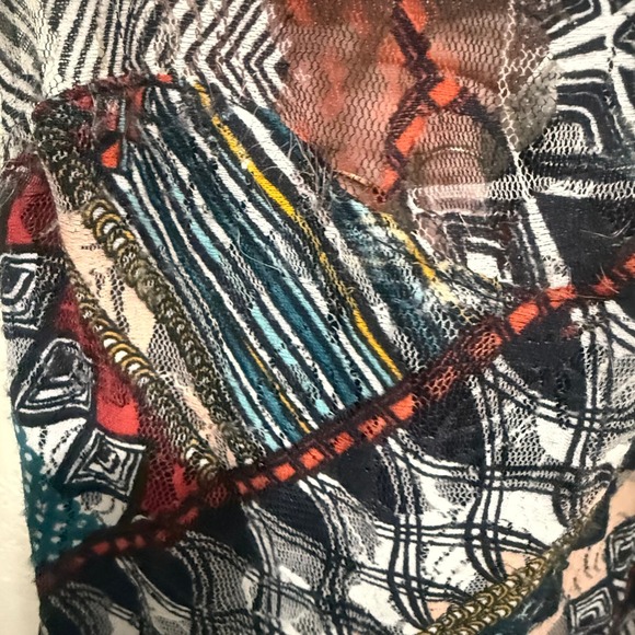 Telemundo Studios Wardrobe Geometric Tribal Print Mesh Bodycon Dress Sleeveless - Picture 6 of 16